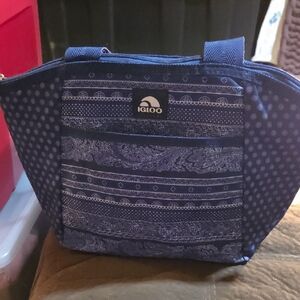 Igloo Navy and White Patterned Tote